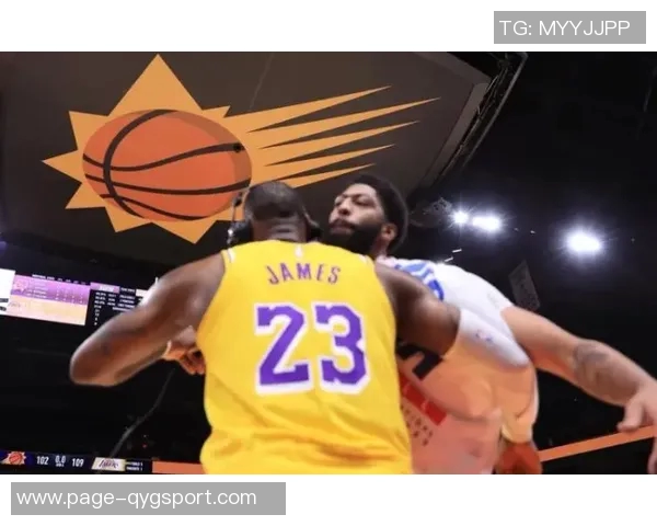 帕金斯对浓眉身材变化的看法:树立榜样保持良好体型的重要性 帕金斯对浓眉身材变化的看法:树立榜样保持良好体型的重要性