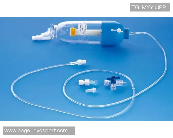 前巴西国脚里贝罗公开罹患甲状腺癌手术后积极开启康复之路 前巴西国脚里贝罗公开罹患甲状腺癌手术后积极开启康复之路