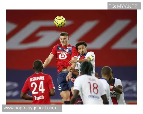 因暴雨导致球场积水严重欧协联一场比赛被迫中断引发关注 因暴雨导致球场积水严重欧协联一场比赛被迫中断引发关注