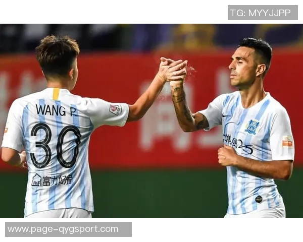 巴代谈成长经历与球队防守策略强调登贝莱的重要性 巴代谈成长经历与球队防守策略强调登贝莱的重要性