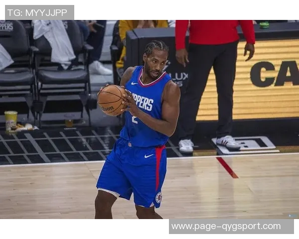 森林狼球员莱昂纳德米勒右手小拇指受伤两周后将进行复查 森林狼球员莱昂纳德米勒右手小拇指受伤两周后将进行复查