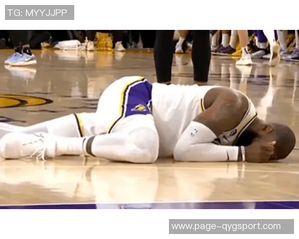 狄龙两节半遭遇6犯离场全场表现平平仅得12分2板1助1断 狄龙两节半遭遇6犯离场全场表现平平仅得12分2板1助1断