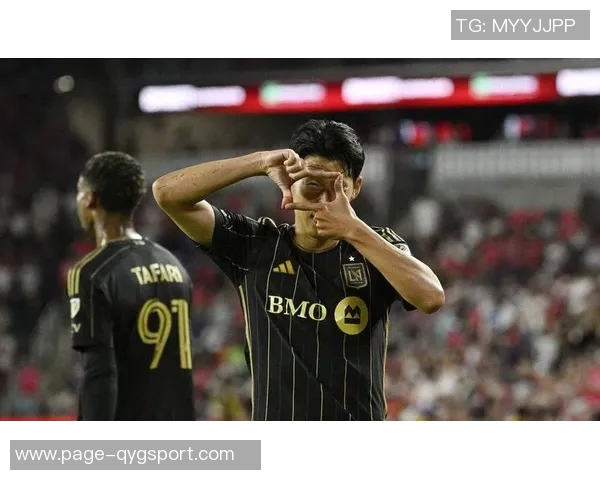 斯帕莱蒂的儿子在尤文任职球探引发热议与找工作趣事分享 斯帕莱蒂的儿子在尤文任职球探引发热议与找工作趣事分享